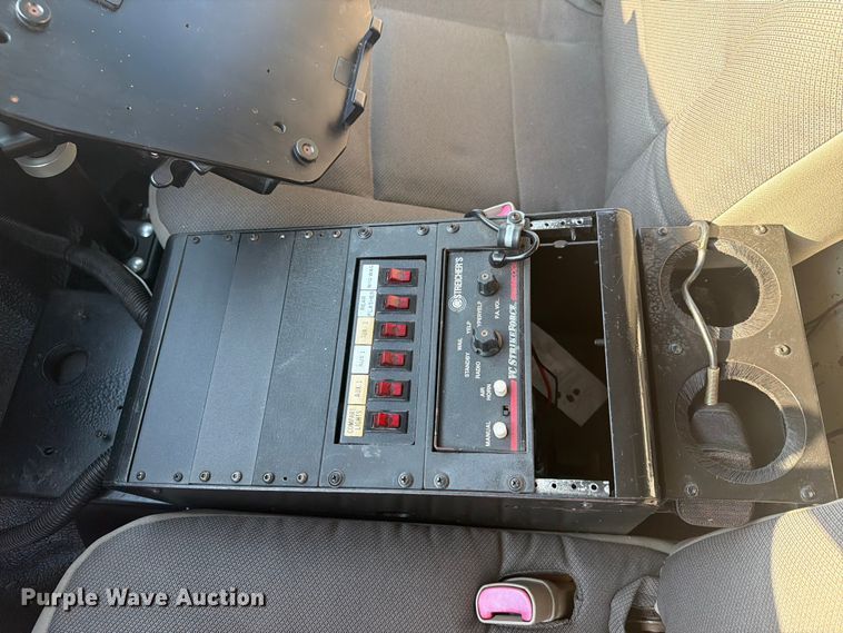 image for item EX4046 2007 Ford Crown Victoria Police Interceptor 