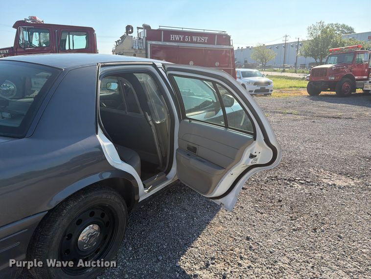 image for item EX4046 2007 Ford Crown Victoria Police Interceptor 