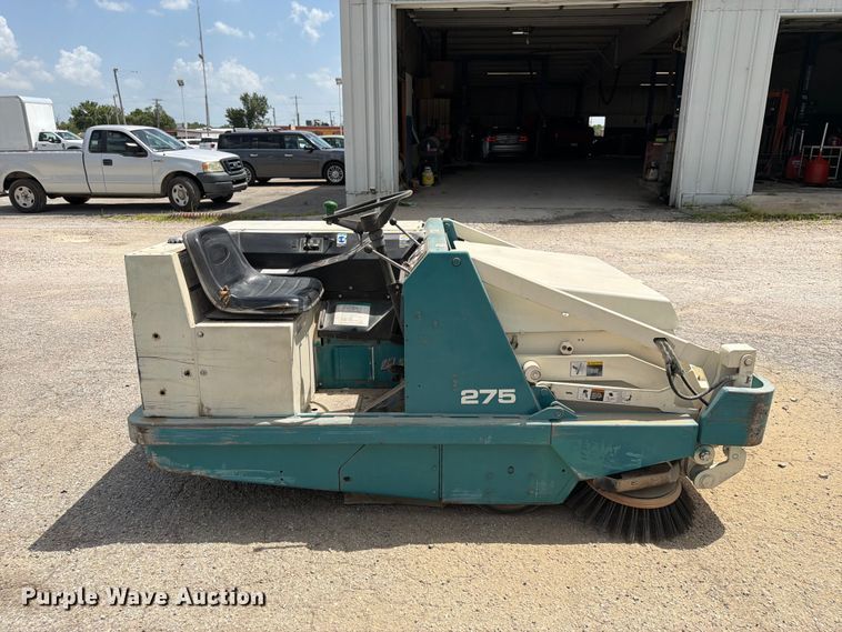 image for item EX4049 Tennant 275 sweeper