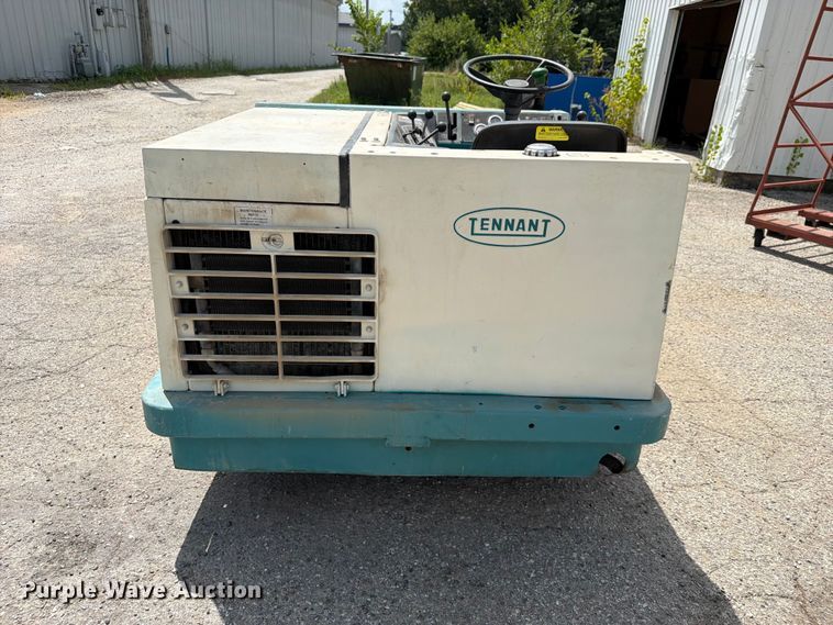 image for item EX4049 Tennant 275 sweeper