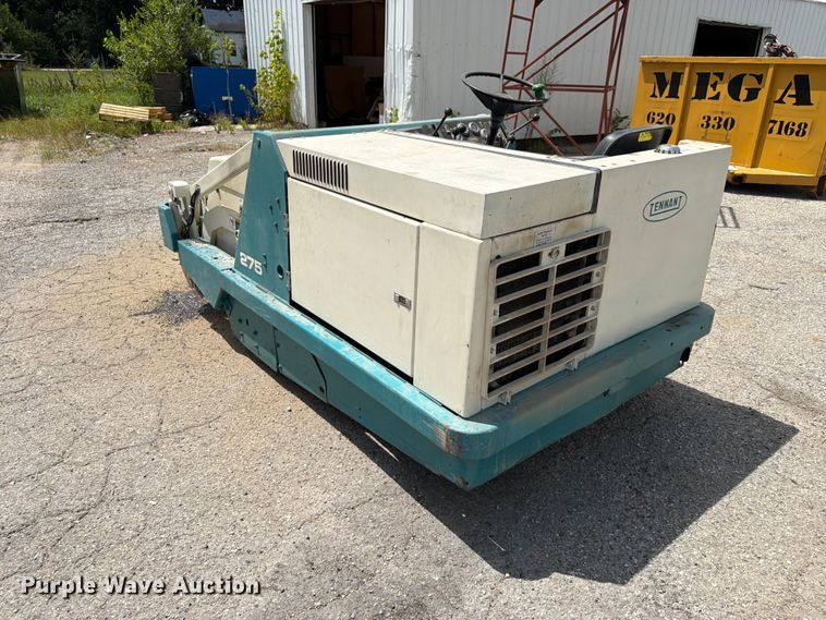 image for item EX4049 Tennant 275 sweeper