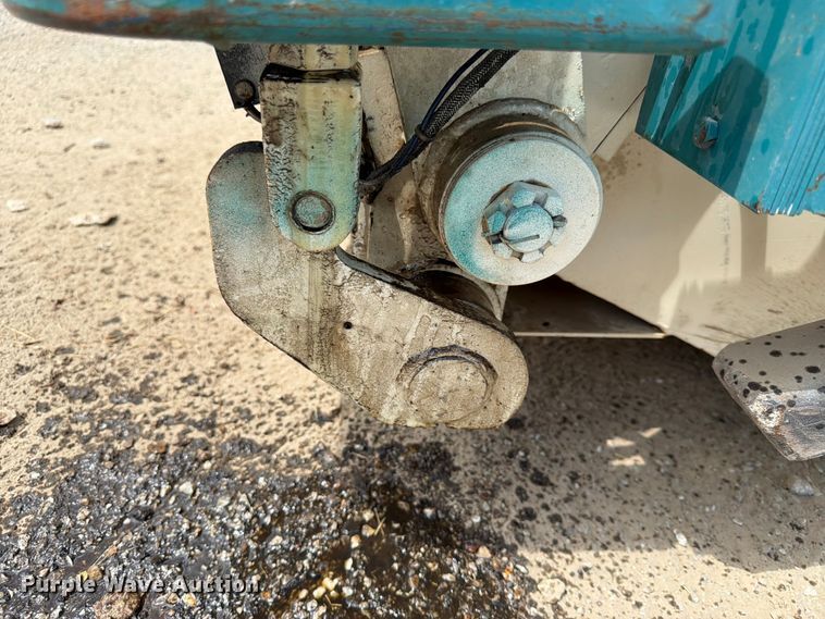 image for item EX4049 Tennant 275 sweeper