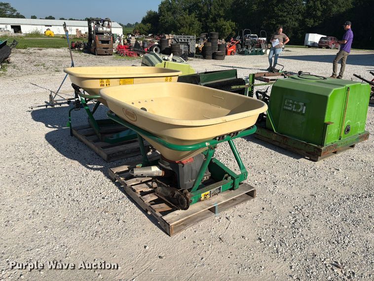 image for item EX4549 Lawn equipment