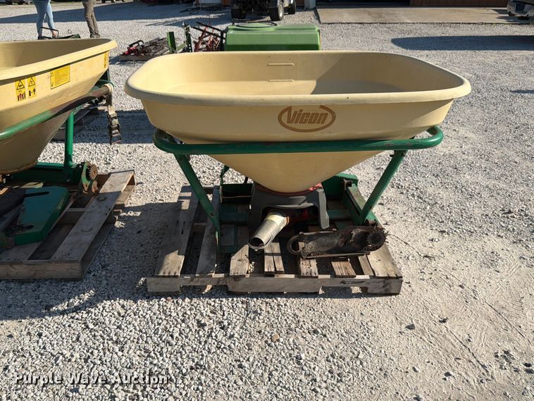 image for item EX4549 Lawn equipment