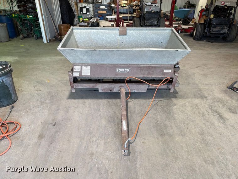 image for item EX4560 Mete-R-Martin III F12D top dresser