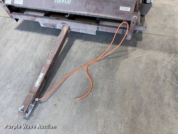image for item EX4560 Mete-R-Martin III F12D top dresser