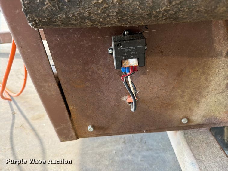 image for item EX4560 Mete-R-Martin III F12D top dresser