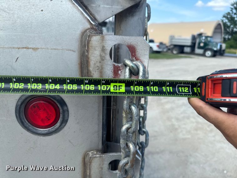 image for item FB5761 2009 Ford F450 Super Duty dump truck