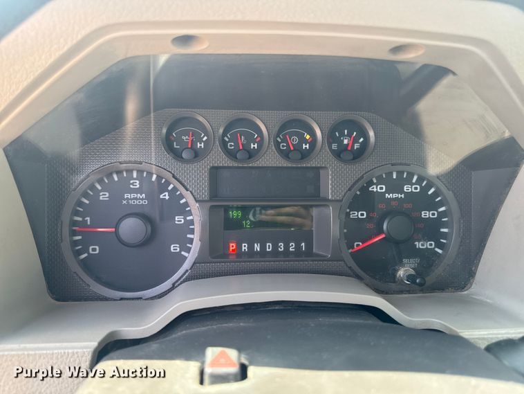 image for item FB5761 2009 Ford F450 Super Duty dump truck