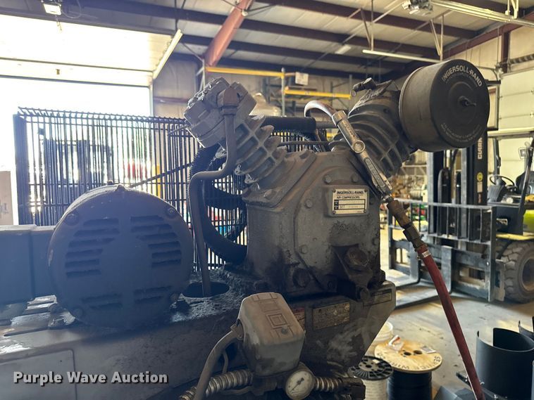 image for item FB5771 Ingersoll Rand 30T air compressor