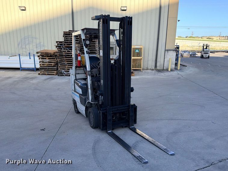 image for item FB8264 2018 UniCarriers CFS40 forklift