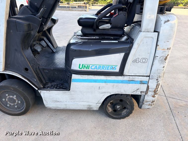 image for item FB8264 2018 UniCarriers CFS40 forklift