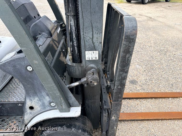 image for item FB8265 Nissan 50 forklift
