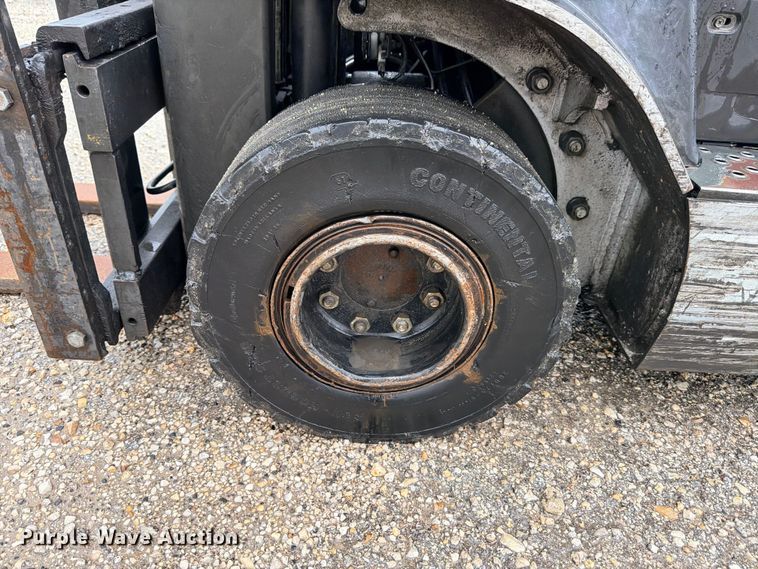 image for item FB8265 Nissan 50 forklift