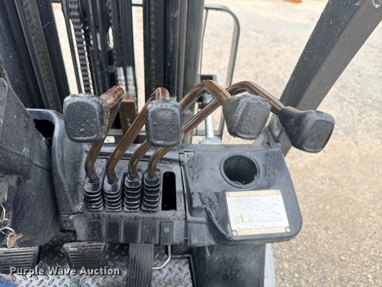 image for item FB8266 Nissan 50 forklift