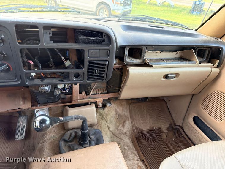 image for item FB8282 1997 Dodge Ram 3500 Ext. Cab flatbed pickup truck