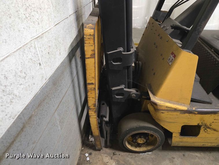 image for item FC0966 Hyster S40XL forklift