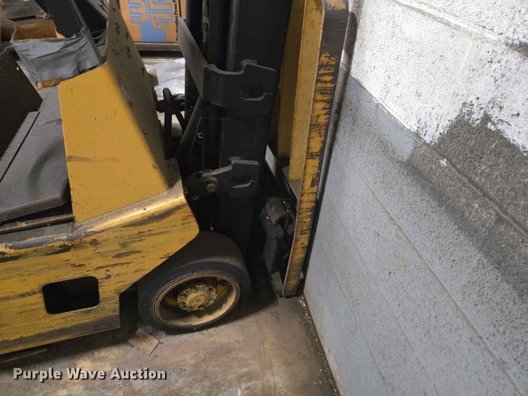 image for item FC0966 Hyster S40XL forklift