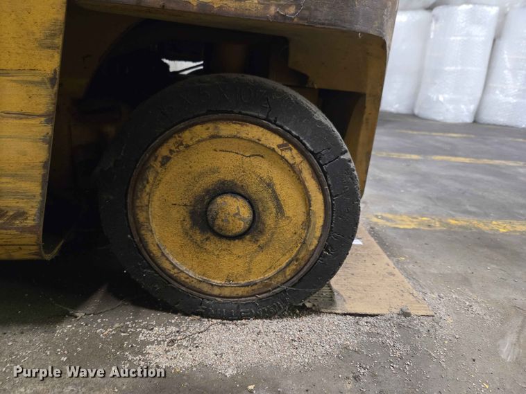 image for item FC0966 Hyster S40XL forklift