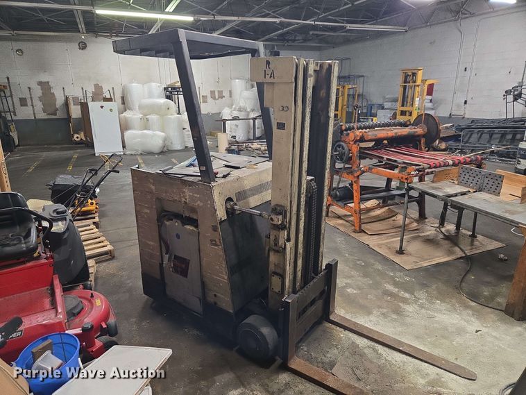 image for item FC0967 Crown 308RCTT-S forklift