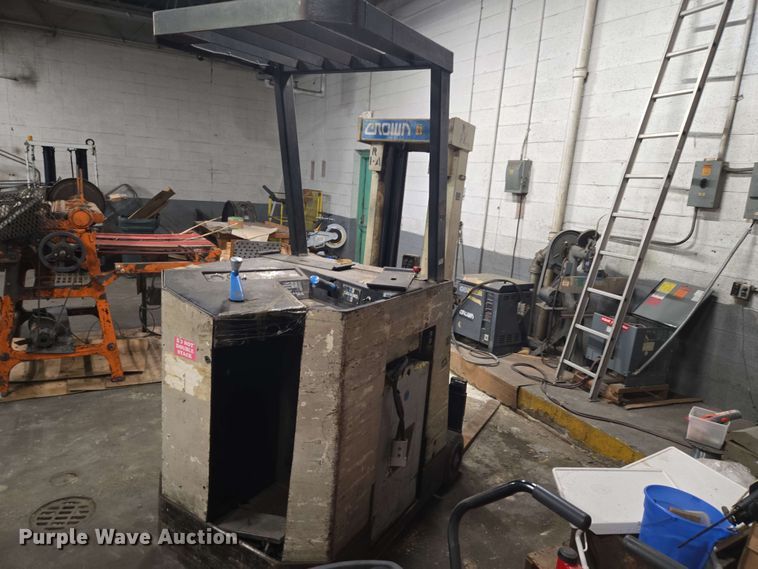 image for item FC0967 Crown 308RCTT-S forklift