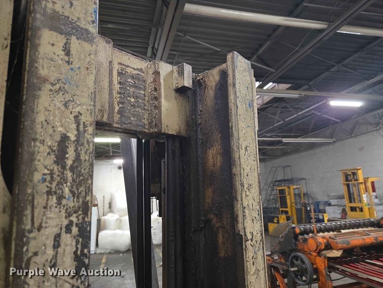 image for item FC0967 Crown 308RCTT-S forklift