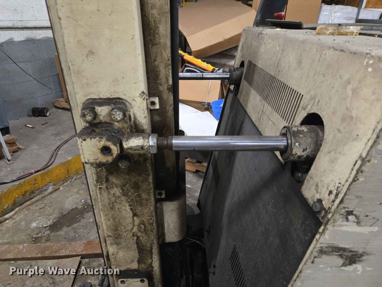 image for item FC0967 Crown 308RCTT-S forklift