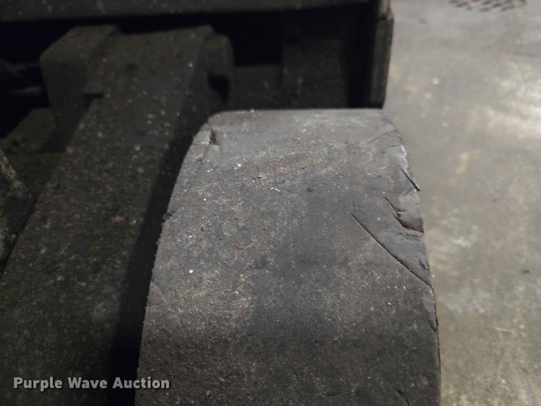 image for item FC0967 Crown 308RCTT-S forklift