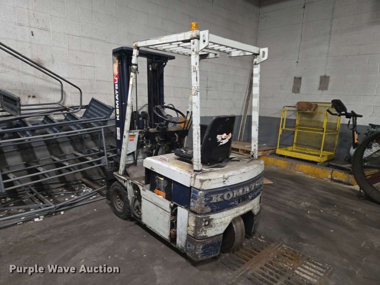 image for item FC0968 Komatsu FB13M-2 forklift