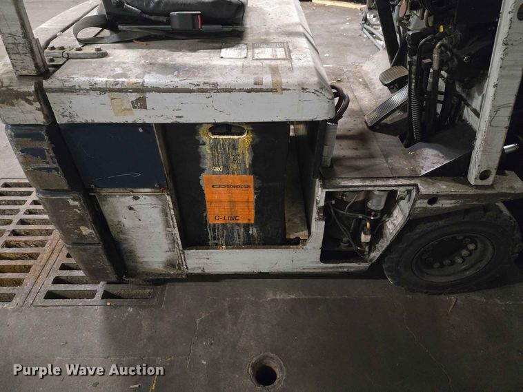 image for item FC0968 Komatsu FB13M-2 forklift