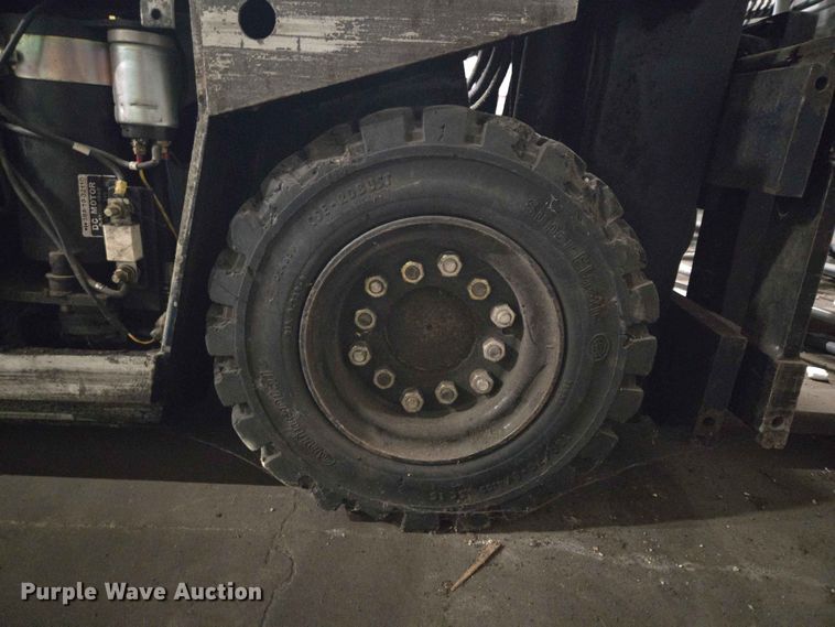 image for item FC0968 Komatsu FB13M-2 forklift