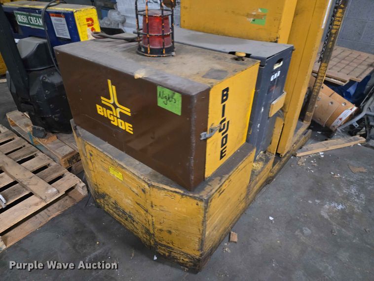 image for item FC0969 BIG JOE SSC 30-154 order picker