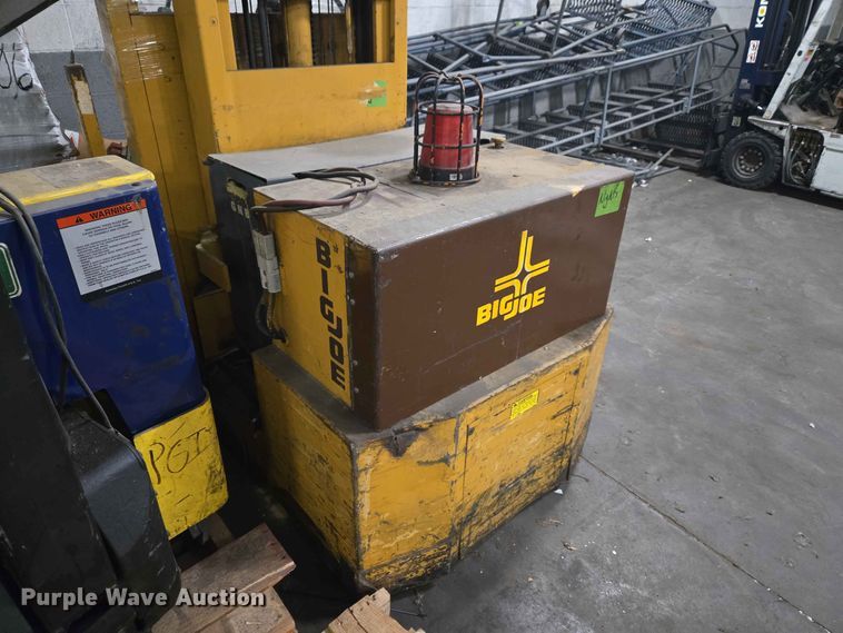 image for item FC0969 BIG JOE SSC 30-154 order picker