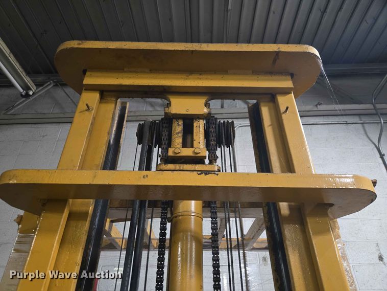 image for item FC0969 BIG JOE SSC 30-154 order picker
