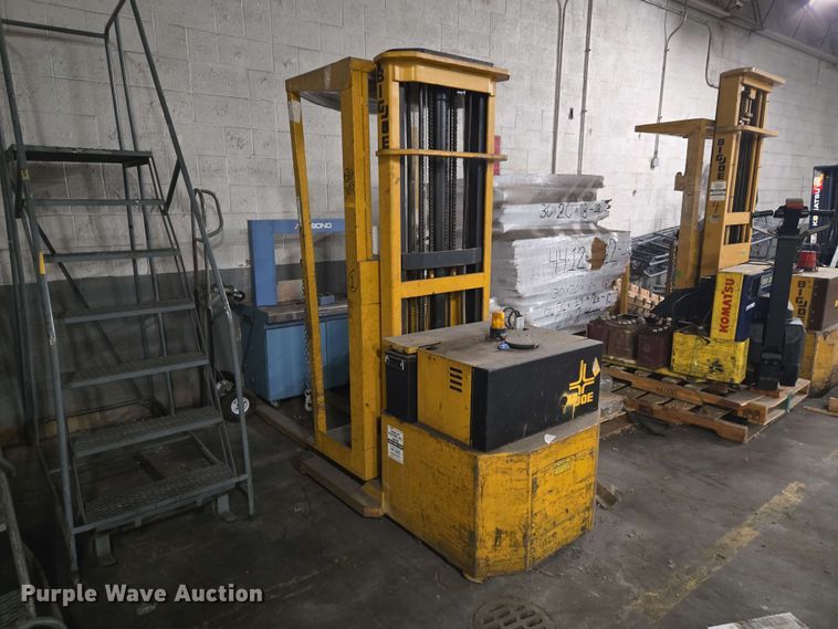image for item FC0970 BIG JOE SSCM 20-130 order picker