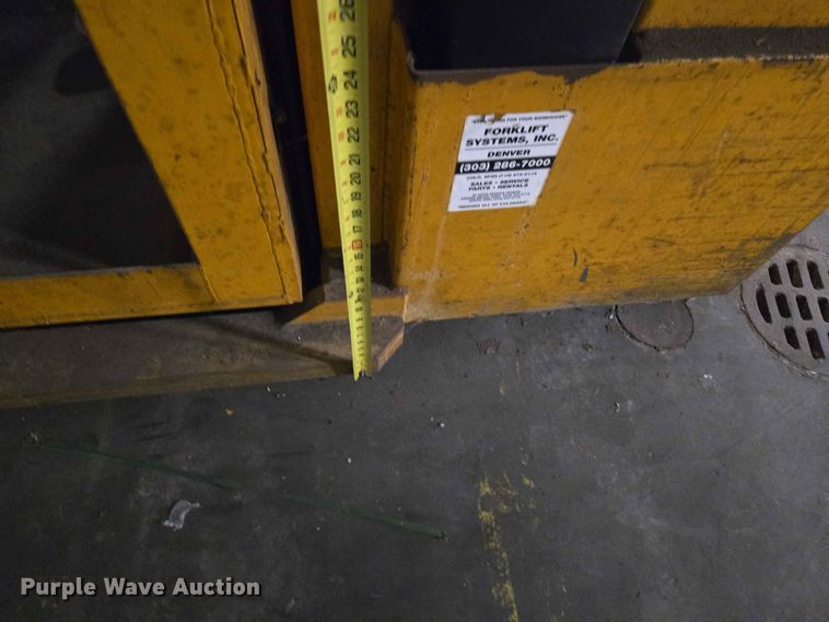 image for item FC0970 BIG JOE SSCM 20-130 order picker