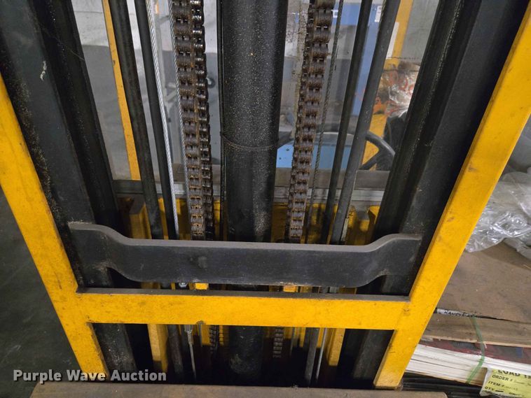 image for item FC0970 BIG JOE SSCM 20-130 order picker