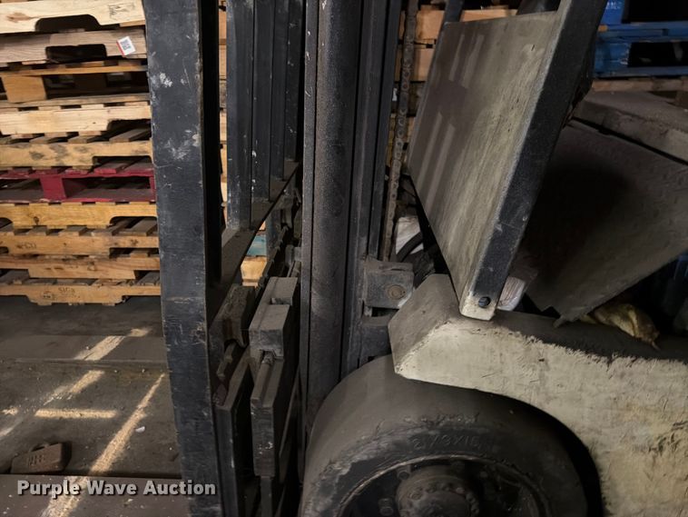 image for item FC0971 forklift