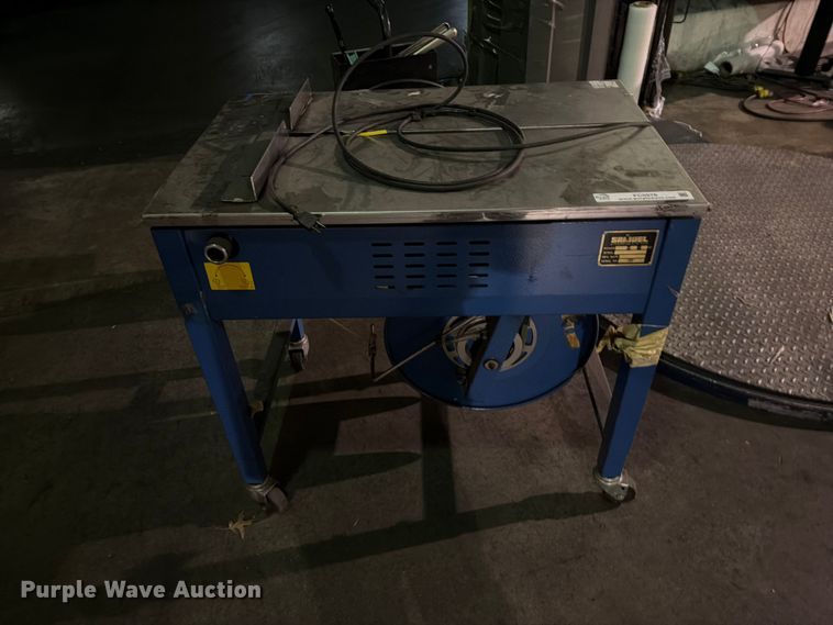image for item FC0976 Lantech Q Series pallet wrap machine