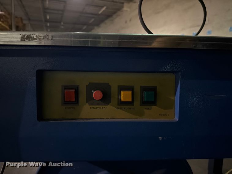 image for item FC0976 Lantech Q Series pallet wrap machine