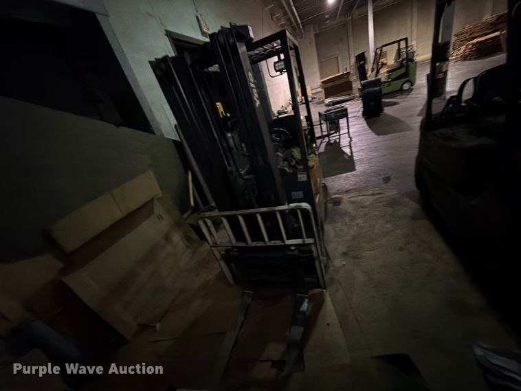 image for item FC0977 Yale GLC030AFNUAE08Z forklift