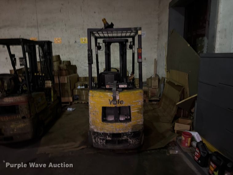 image for item FC0977 Yale GLC030AFNUAE08Z forklift