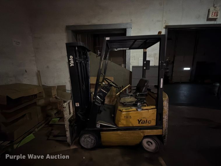 image for item FC0977 Yale GLC030AFNUAE08Z forklift