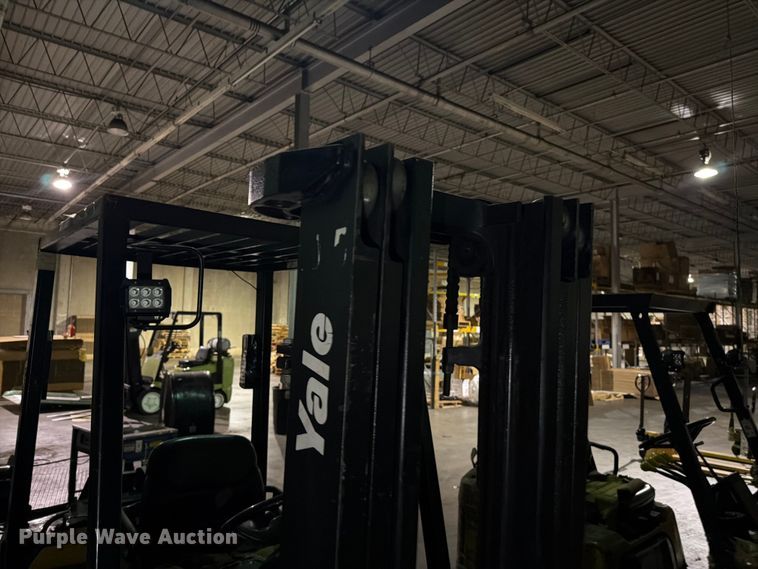 image for item FC0977 Yale GLC030AFNUAE08Z forklift