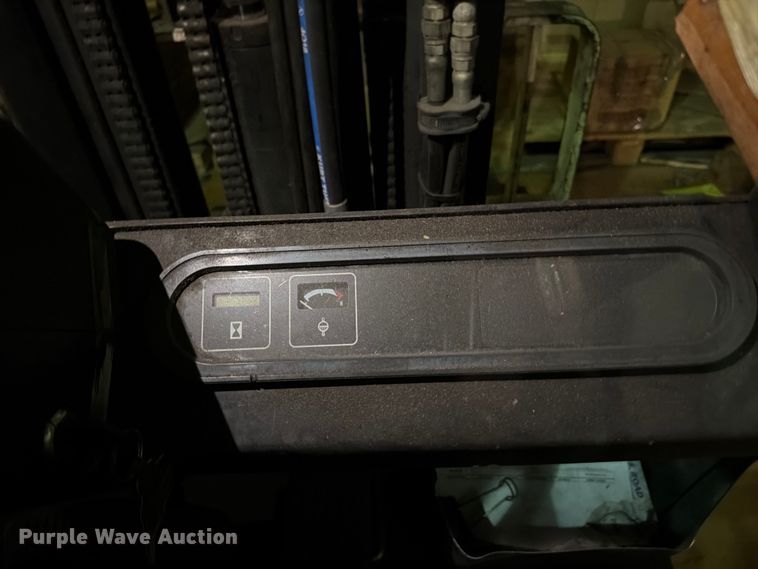 image for item FC0977 Yale GLC030AFNUAE08Z forklift