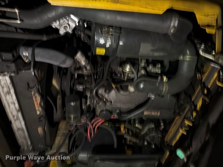 image for item FC0977 Yale GLC030AFNUAE08Z forklift
