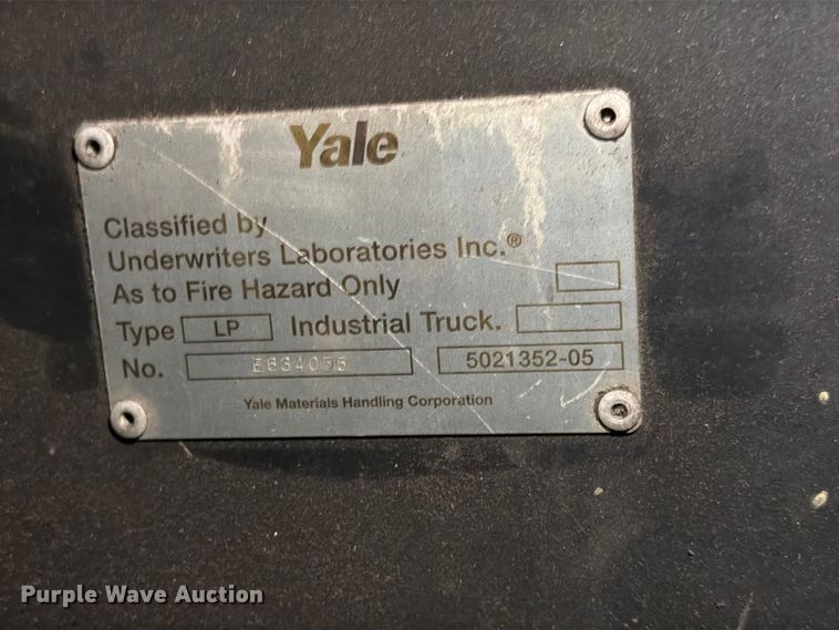 image for item FC0977 Yale GLC030AFNUAE08Z forklift
