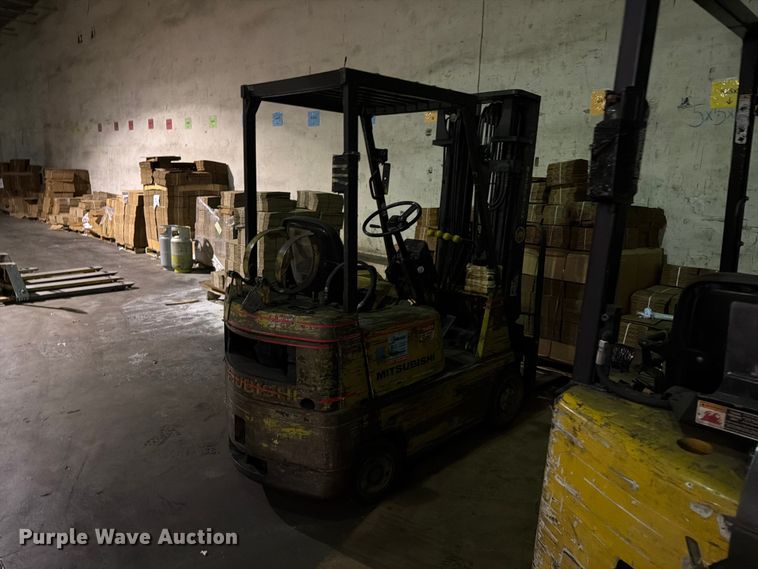 image for item FC0978 Mitsubishi FFC15 forklift