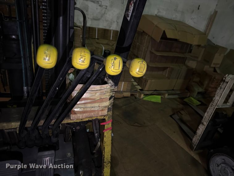 image for item FC0978 Mitsubishi FFC15 forklift