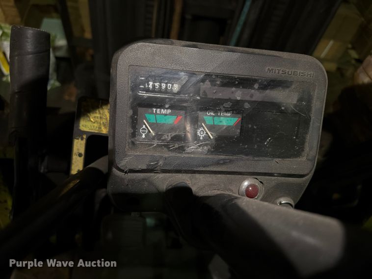 image for item FC0978 Mitsubishi FFC15 forklift